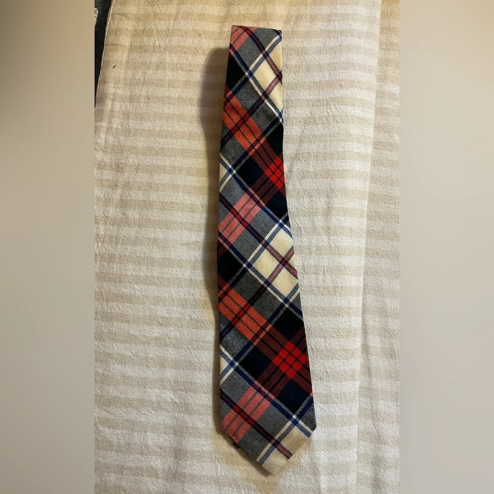Men’s Saks Fifth Avenue Plaid Flannel Winter Tie
